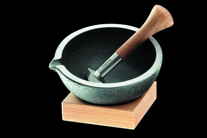 Mono Jardino Mortar with wooden foot and pestle