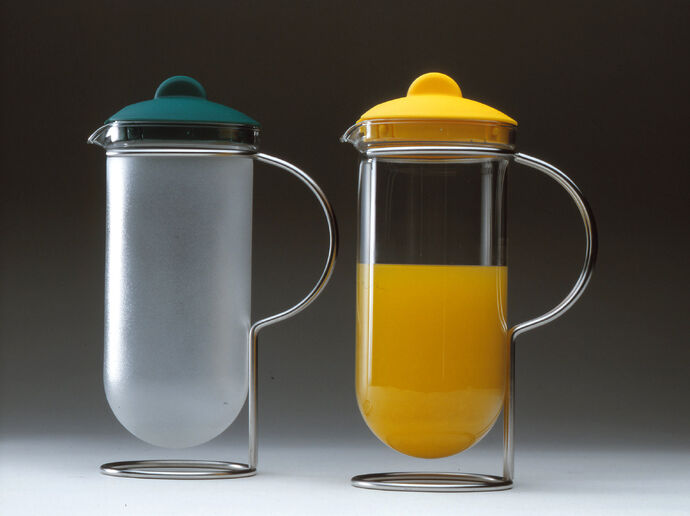 Mono Juice pitcher